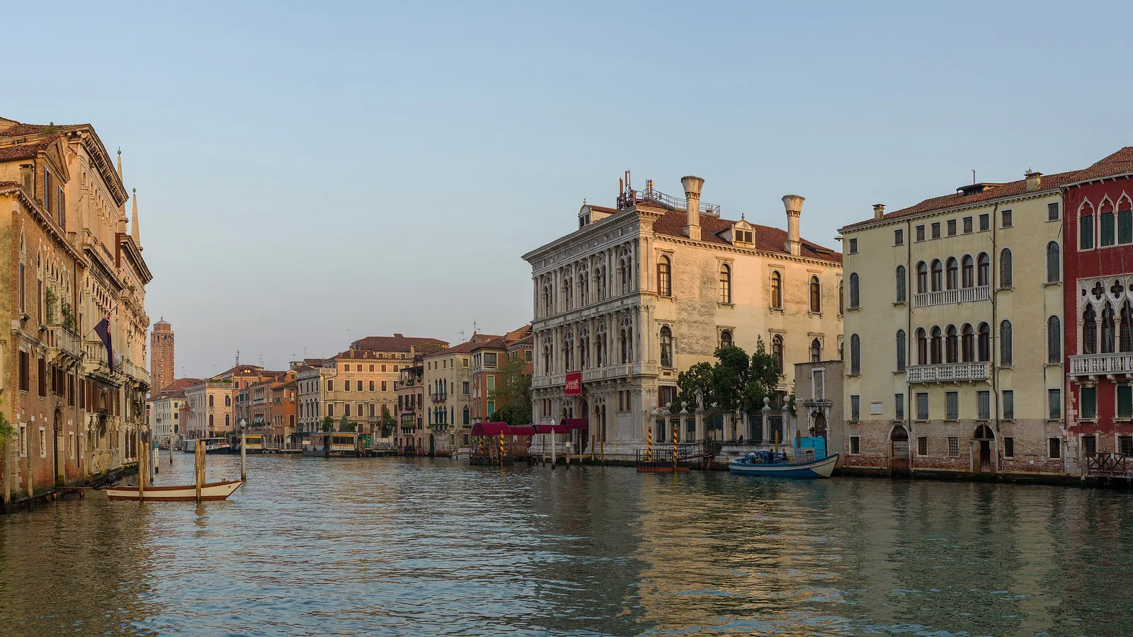 Ca' Vendramin Calergi sul Canal Grande, sede del Casinò di Venezia, il più antico casinò del mondo